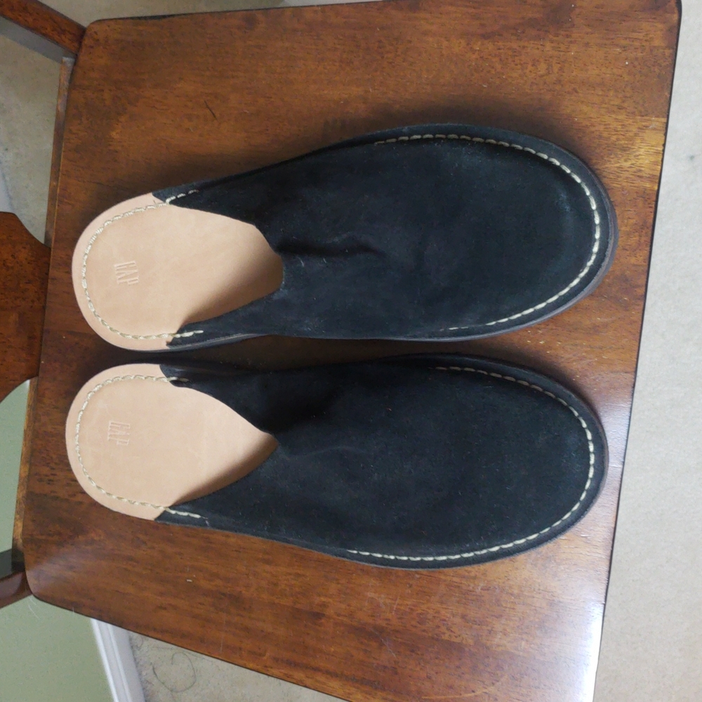 Gap Mens Suede Mule